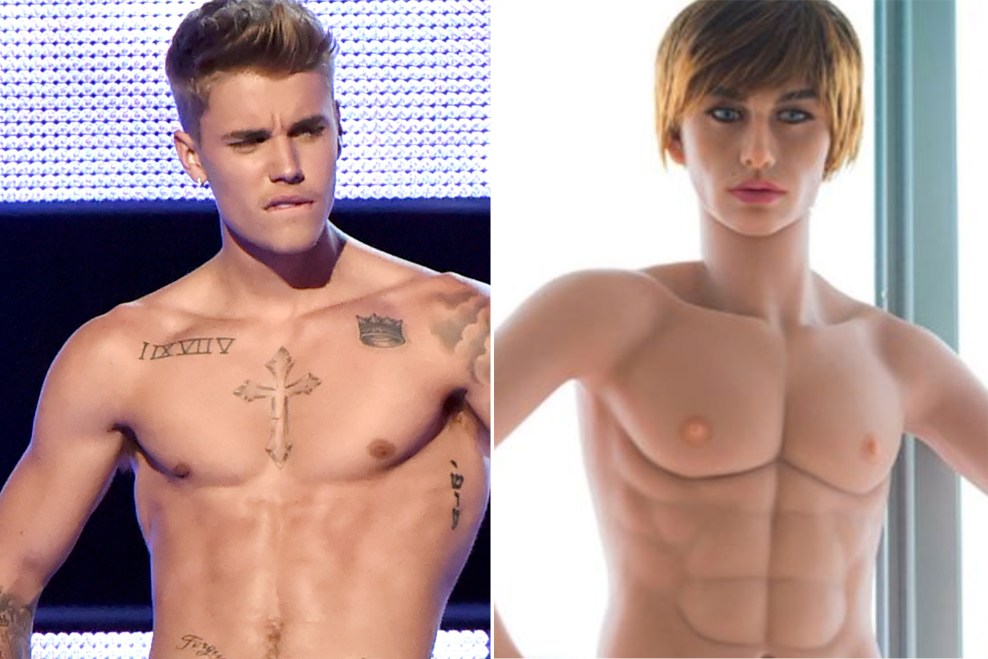 Nackter Justin Bieber im Pool
