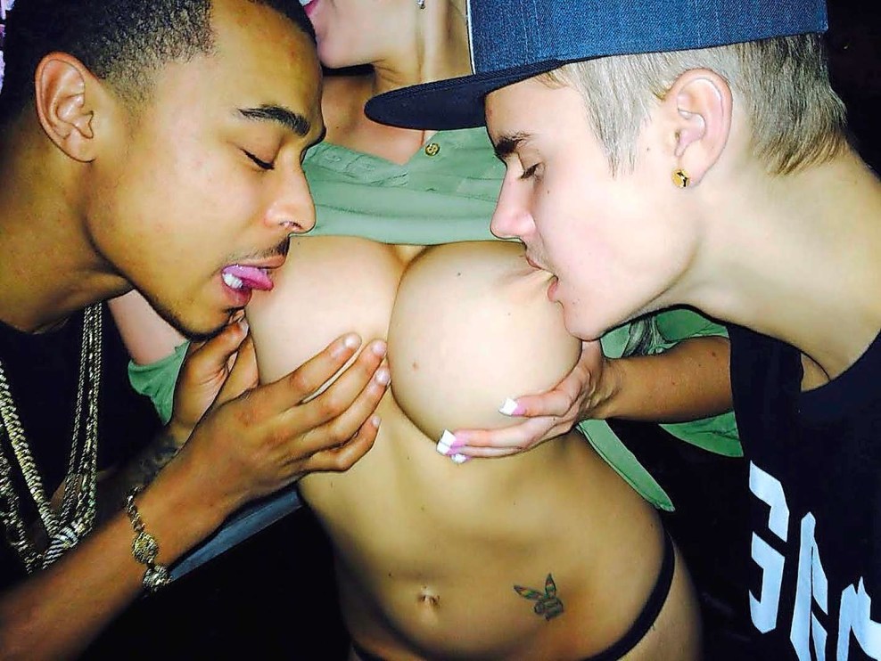 Justin Bieber auf Bor Boro ohne Höschen